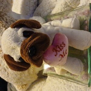 Caltoy Kiss Me Pug with heart NWOT